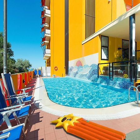 Viva Beach Hotel Rimini Eksteriør bilde